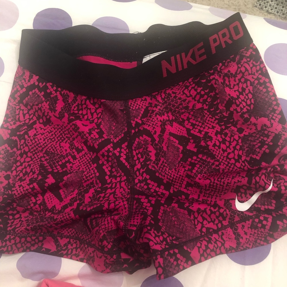 Snake print nike pro spandex